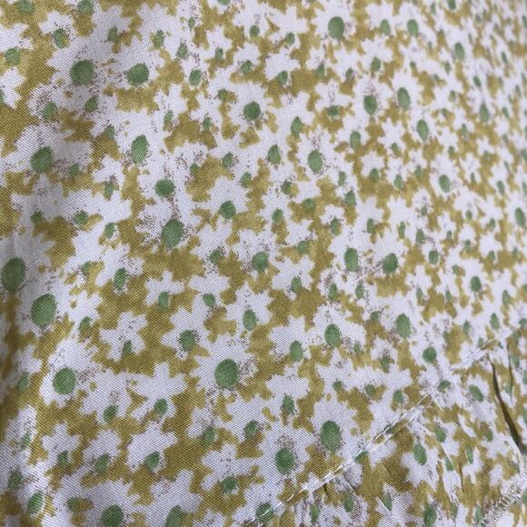 NWT Boutique Cinnie Floral Ruffle Sleeveless Top Sz Large - Picture 4 of 13